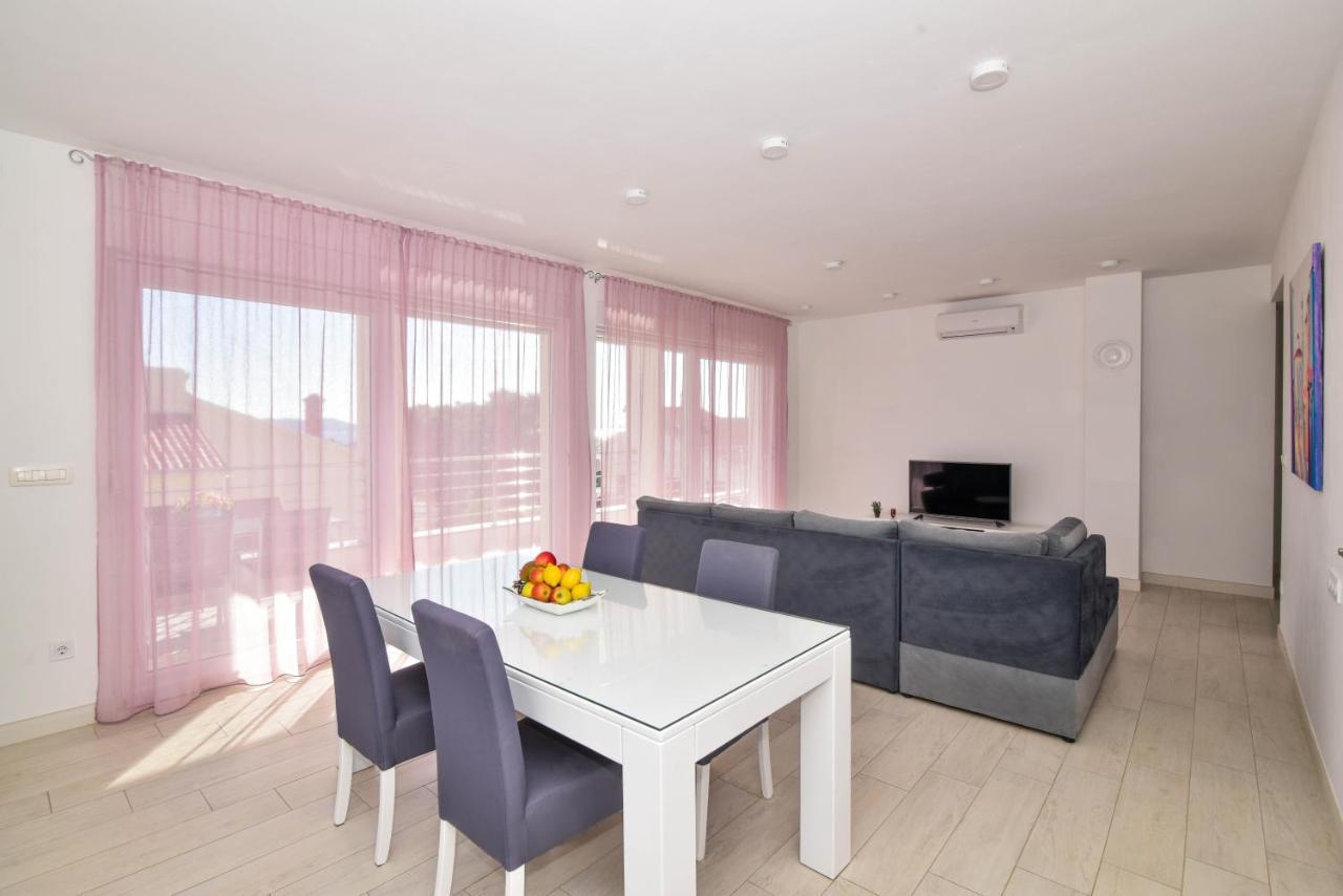 Apartment Deluxe Villa Carlotta Zadar Buitenkant foto